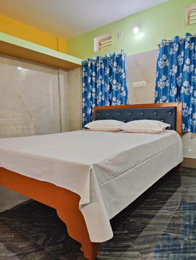 Jagannatha Guest House Puri Esterno foto